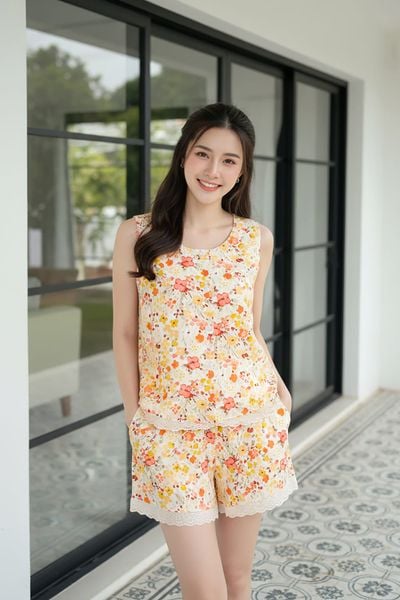  Bộ lanh đùi sát nách cổ tròn phối gấu ren 