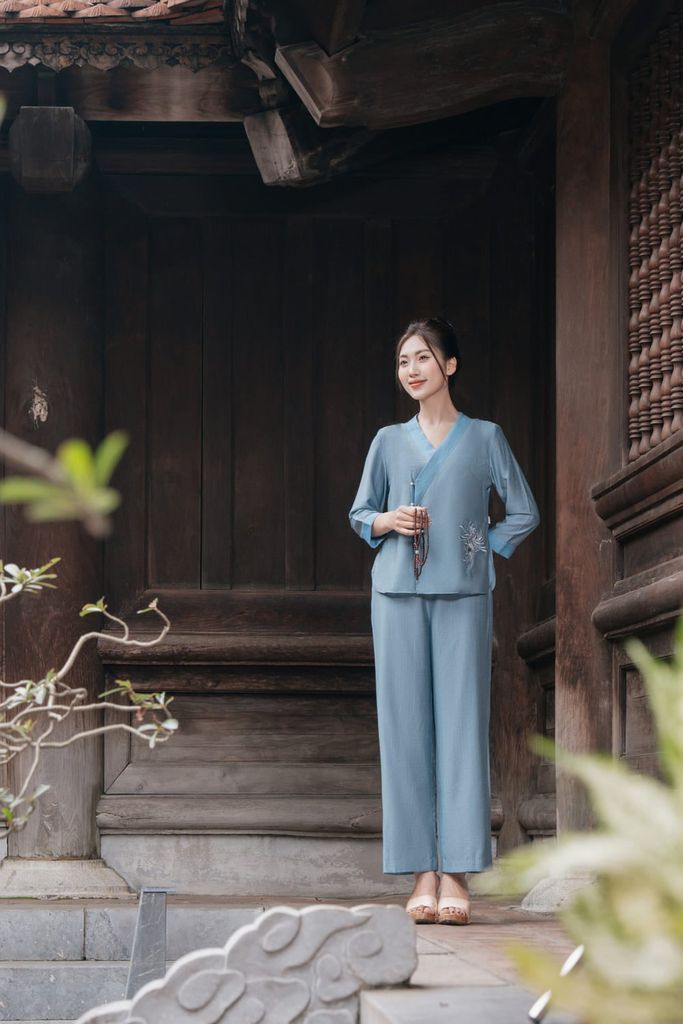  Quà tặng - Bộ pháp phục đi chùa Giao lĩnh cách tân chất đũi Bamboo 