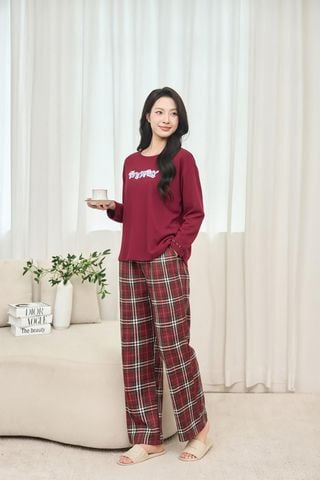 Bộ dài tay thu đông áo nỉ lông cừu phối quần kẻ suông