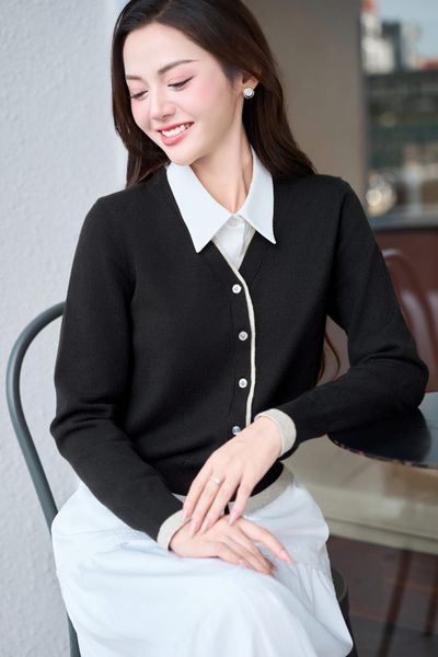  Áo khoác cardigan len lông thỏ phối nẹp bo gấu suông nhẹ 