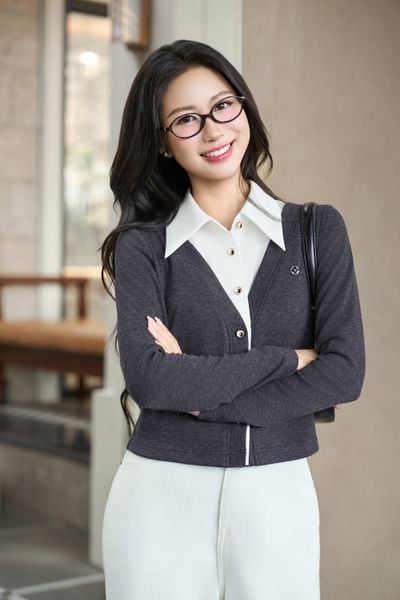 Áo nỉ tăm lông cừu dài tay phối cổ sơ mi trắng