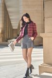  Áo khoác dạ tweed họa tiết kẻ dáng ngắn Retrochic 
