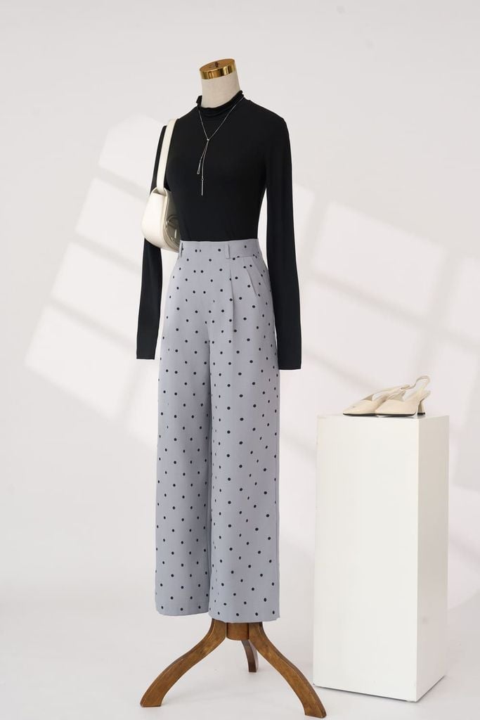  Áo nỉ bông cotton nữ dài tay dáng ôm cổ bèo 