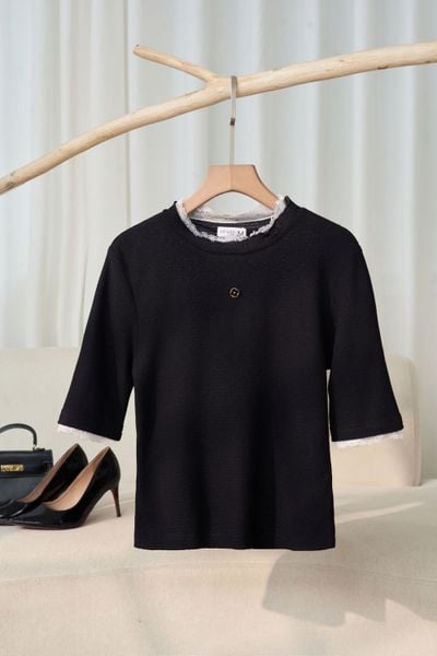  Áo nữ vải len xốp dáng tay lỡ cổ tròn phối viền ren 