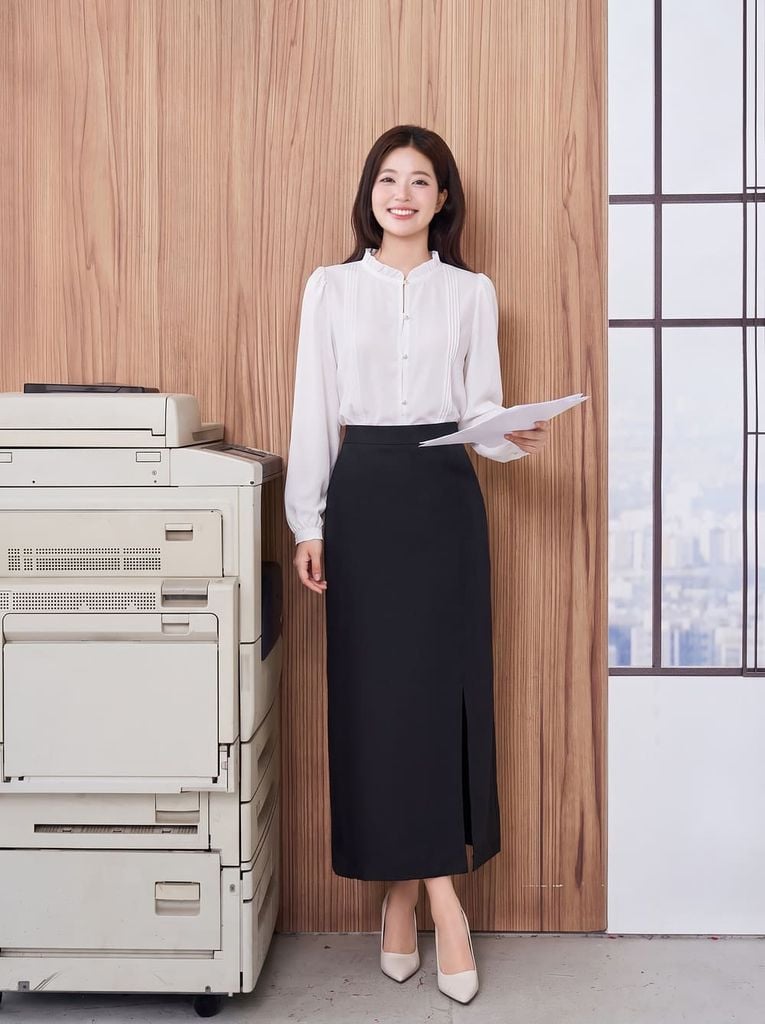  Chân váy suông dáng ôm xẻ trước 