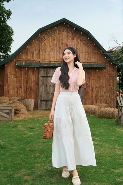  Chân váy Maxi thô thêu cạp chun phối dây mộc tinh tế 