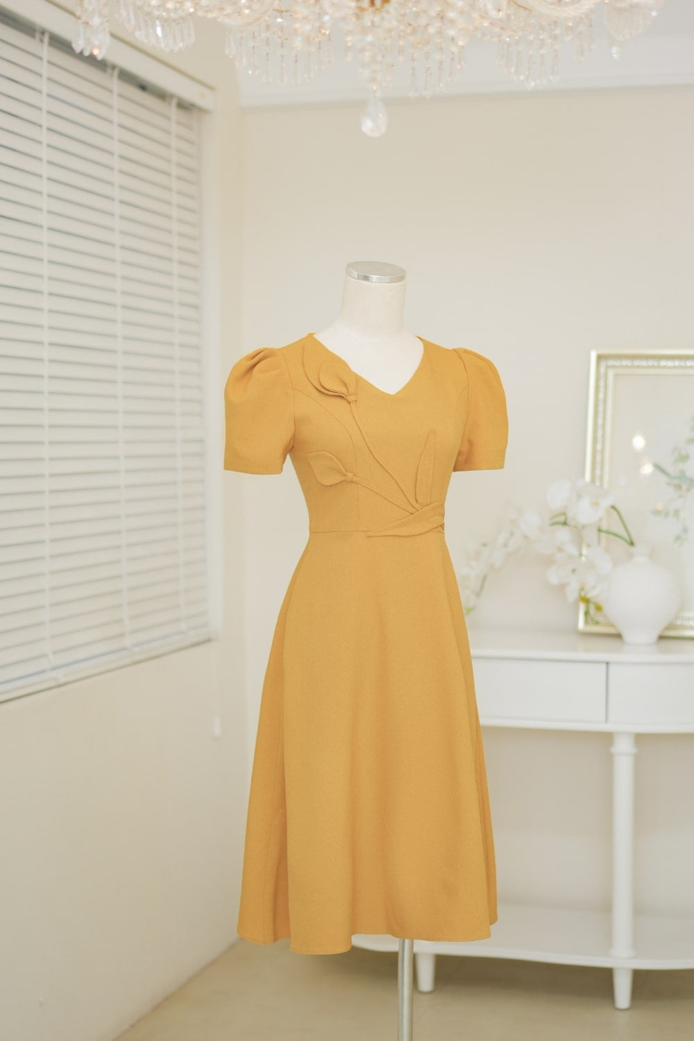 da đen nên mặc váy màu gì