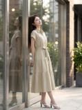  Đầm sơ mi dáng xòe đai trang trí 
