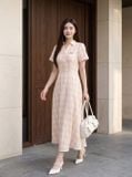  Đầm sơ mi thô kẻ cổ v có trang trí ngực 