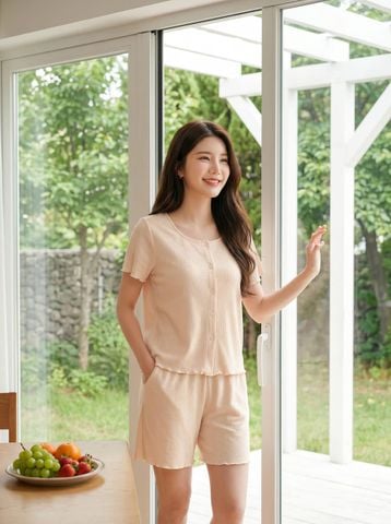 Bộ đồ đùi nữ thun tăm tay cộc nẹp cúc trang trí.