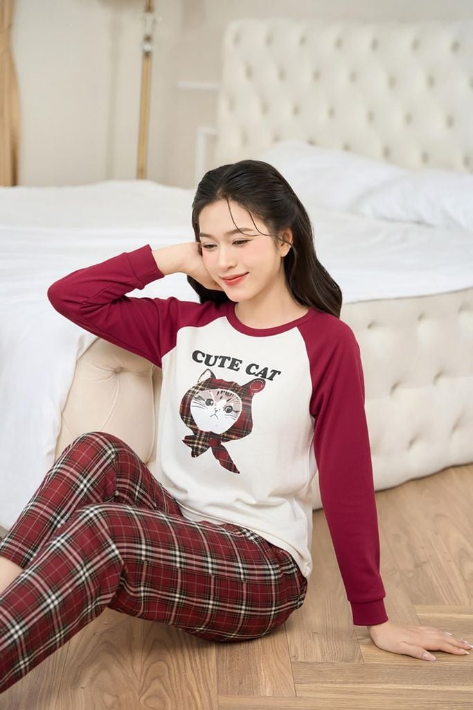  Bộ dài tay quần suông cổ tròn tay raglan 