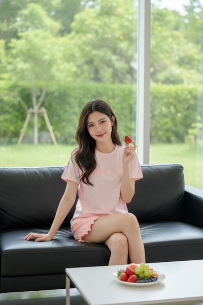  Bộ đồ nữ Cotton đùi cổ tròn tay cộc họa tiết hoa thêu 