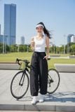  Quần Barrel nữ chất Kaki cạp chun tạo gân trước thanh lịch 