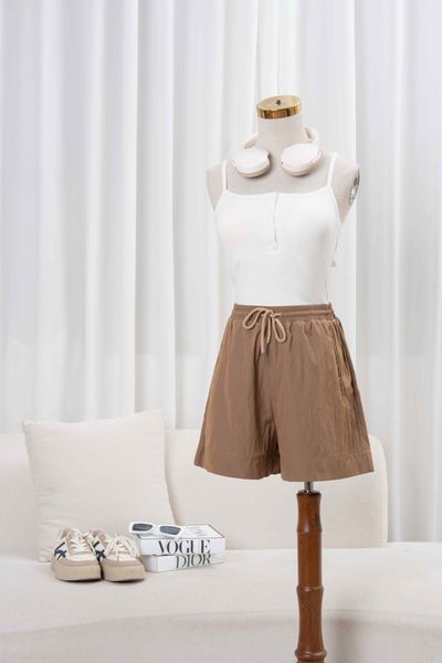  Quần Sooc Nữ Younger by Cardina Dáng Cạp Chun Vải Thô Gió 