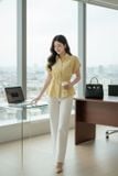  Áo sơ mi thô gió cổ đức tay liền thắt eo lệch 