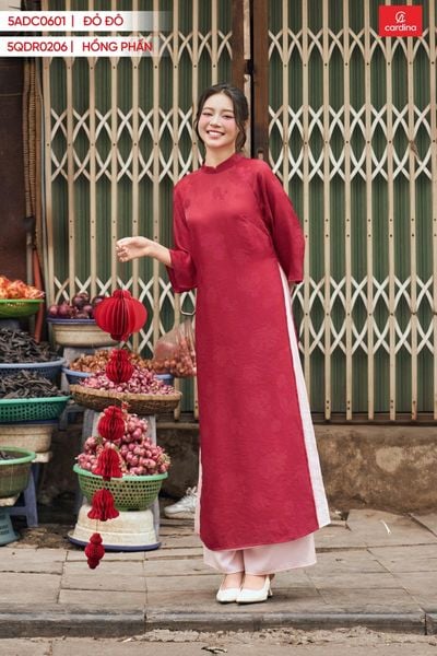  Áo dài Hồng Duyên vải tằm ánh kim phối khóa lệ sau 