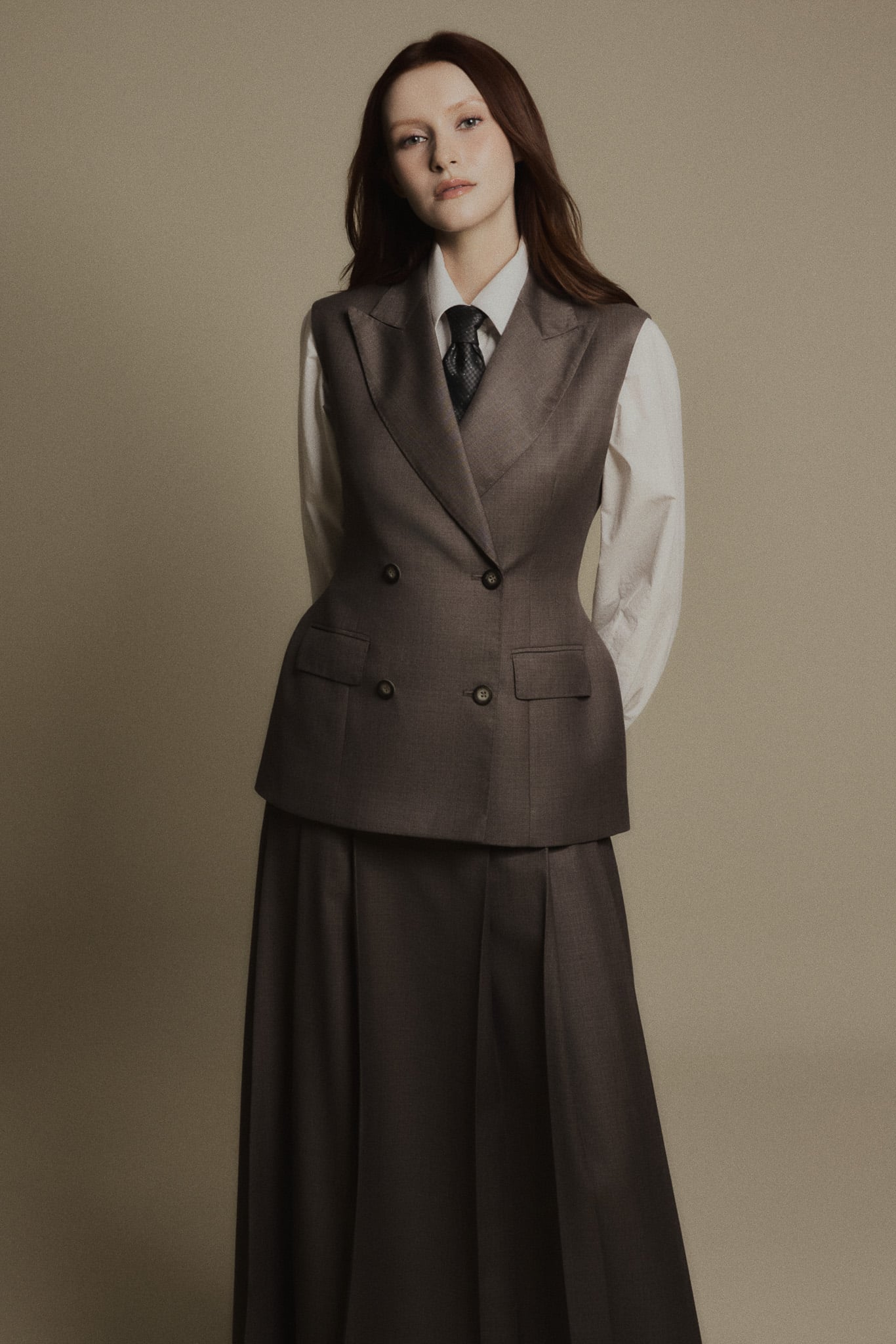  ASH GREY TAILORED VEST 