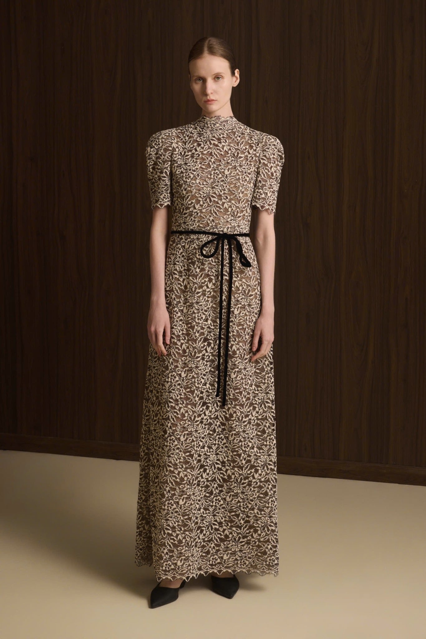  LEIRA HIGHT NECK LACE DRESS 
