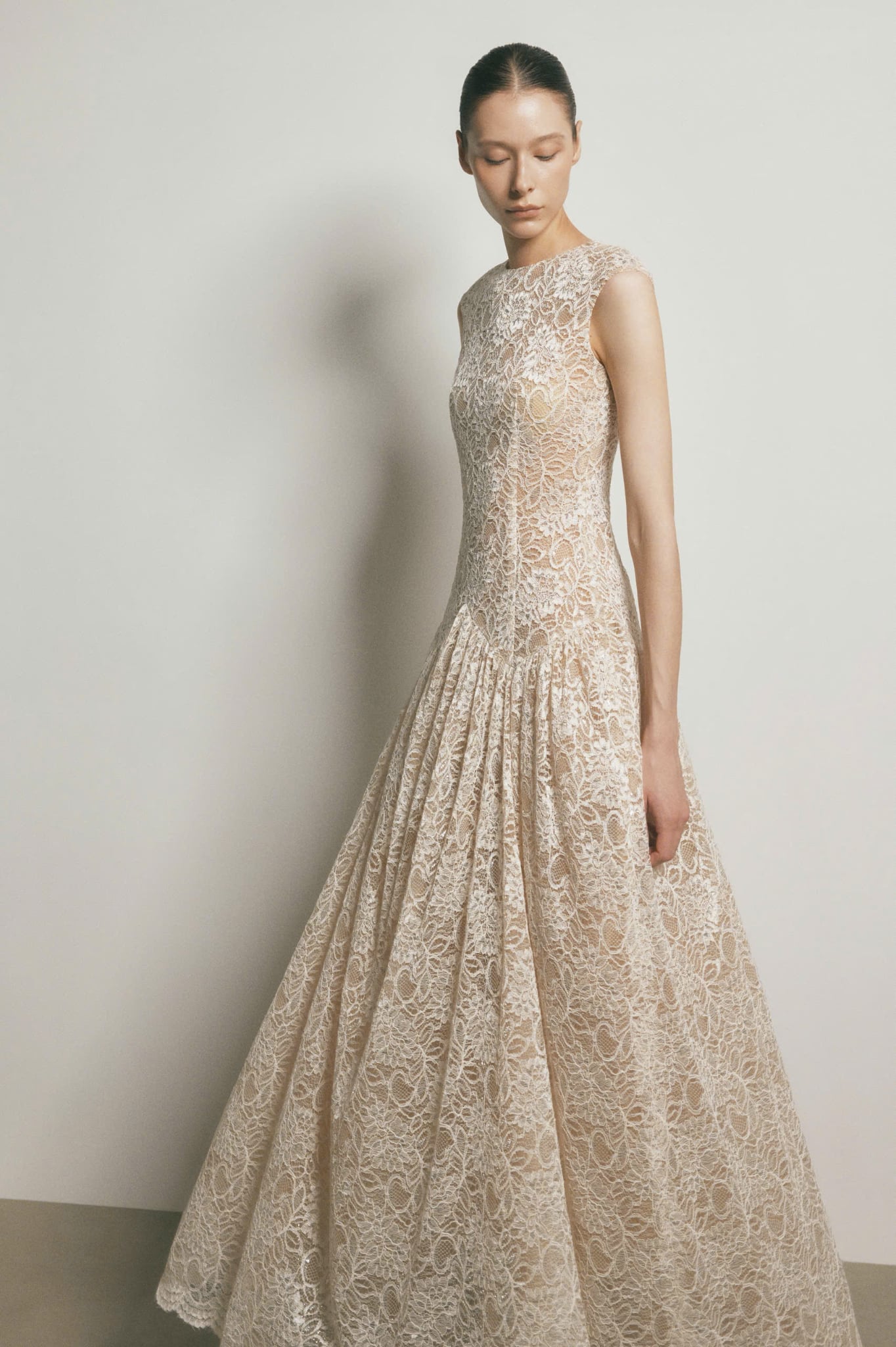  LIORA LACE MAXI DRESS 