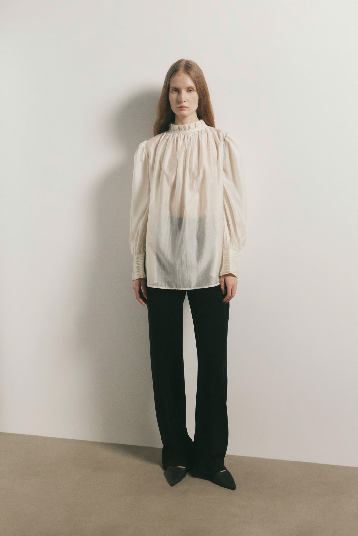  LIORA GATHERED BLOUSE 