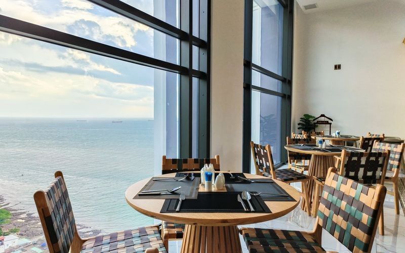 Khách Sạn Oyster Bay Vũng Tàu