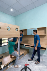 BÀN GIAO GIƯỜNG TẦNG CHO NHÀ VI PHÚ CỦ MÌ - CAM THÀNH NAM