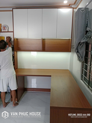 BÀN GIAO BÀN LÀM VIỆC KẾT HỢP KỆ SÁCH - ANH TIẾN ĐOÀN - BA NGÒI