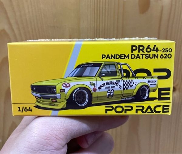  Pop Race PR640250 PANDEM DATSUN 620 - MOONEYES 