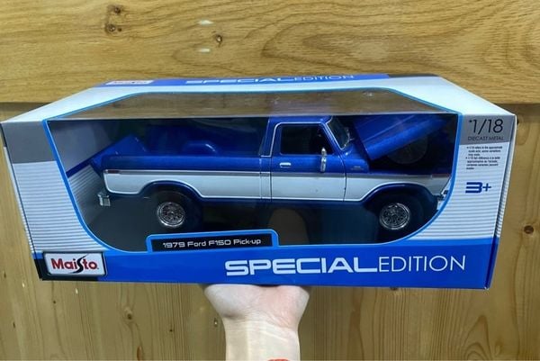 Maisto 1/18 1979 Ford F150 Pick-up