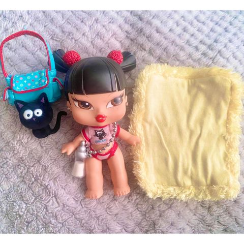  Búp bê Bratz Babyz Jade Collectible Fashion Doll (15cm) 