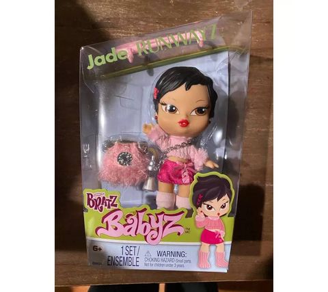  Búp bê Bratz Babyz Jade Runwayz Doll (15cm) 