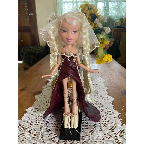  Búp bê Bratz 2025 Limited Edition Bratzaversary Jade Collector Doll 