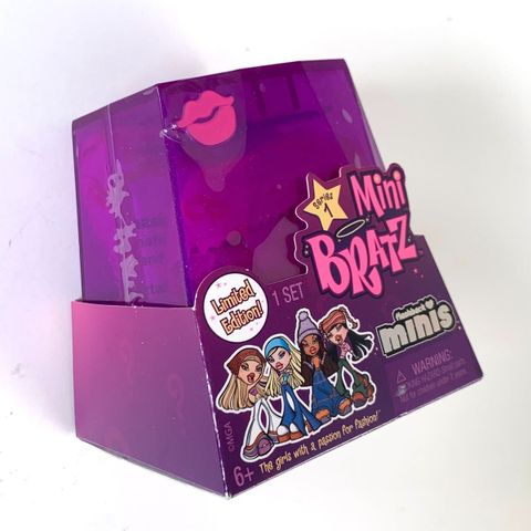 Bratz Minis - 2 Minis in Each Pack, Blind Packaging Doubles as Display, Y2K Nostalgia 