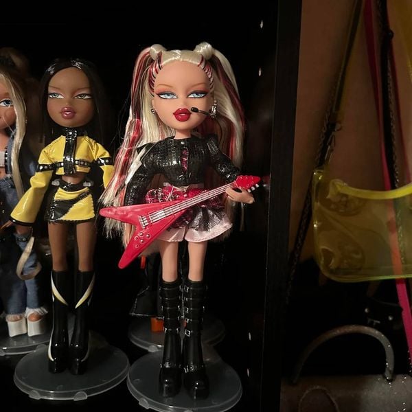 Bratz Pop Starz Cloe Fashion Doll