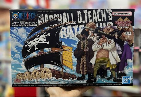  GRAND SHIP COLLECTION MARSHALL D. TEACH'S SHIP 