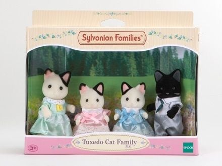  EP-5181 Tuxedo Cat Family 