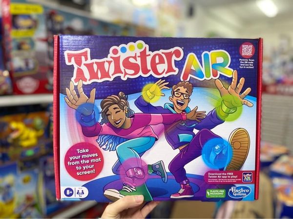  F8158 Twister Air Party Game Hasbro 