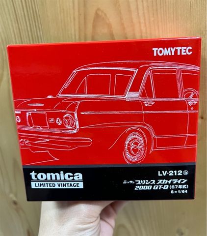  Mô hình xe LV-212b Tomytec Nissan Prince Skyline 2000GT-B Red 67 