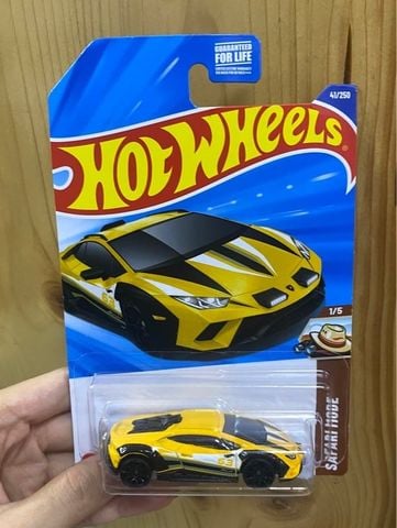  JBB86 Hot Wheels Hot Wheels Lamborghini Huracán Sterrato Yellow 