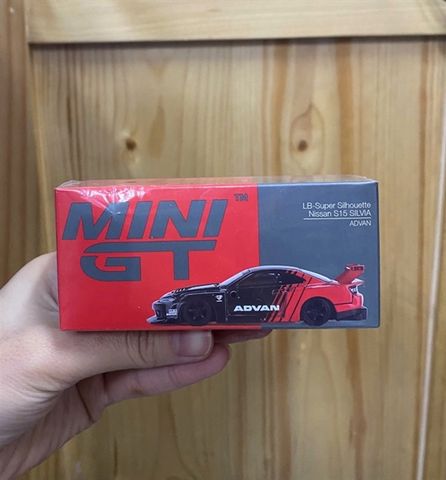  MINI GT Nissan LB-Super Silhouette S15 SILVIA ADVAN RHD 
