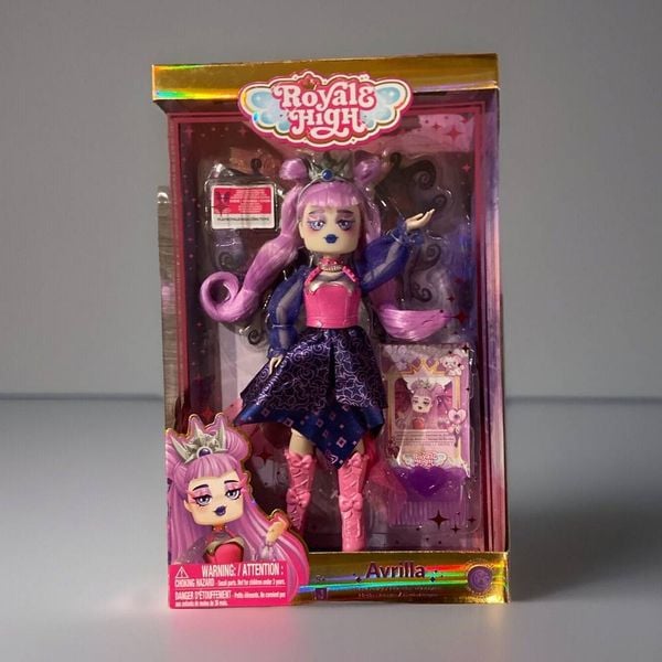 Royale High Avrilla The Dark Fairy Fashion Doll
