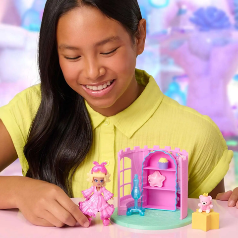  Bộ búp bê Royale High Dorm Room Playset Jazwares 