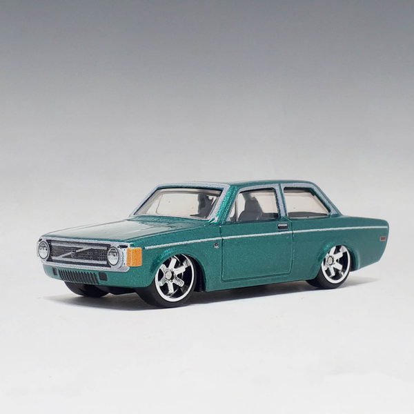  Mô hình xe HCJ87 23win04 Car Culture Out Strass - '72 Volvo 142 GL Green 