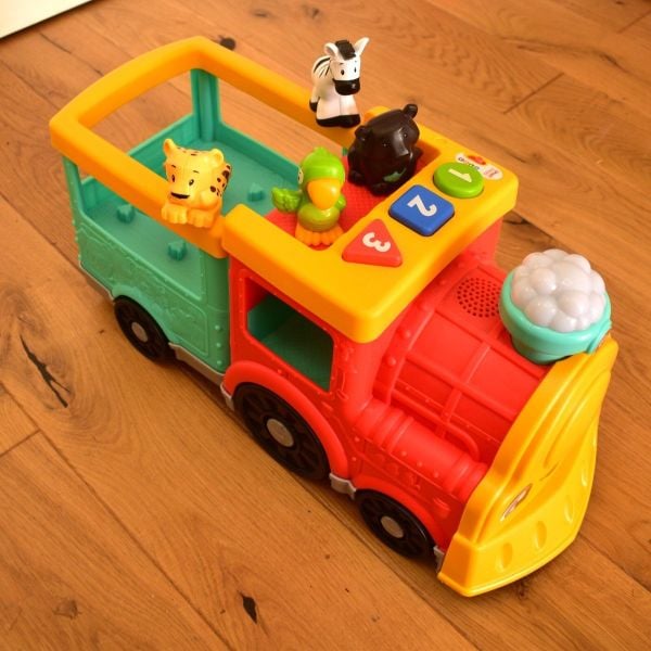HCL79 Fisher Price Little People Big ABC Animal Train