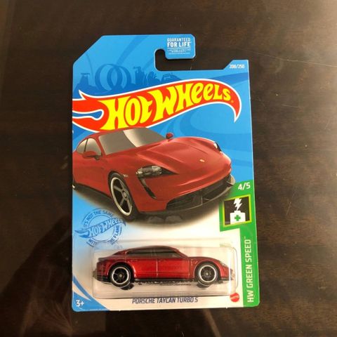  Mô hình xe HCM56 Hot Wheels Porsche Tykan Turbo S 