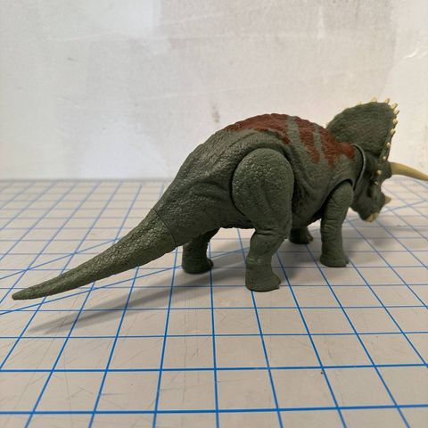  HDX17 Mô Hình Khủng Long TRICERATOPS có âm thanh JURASSIC WORLD 