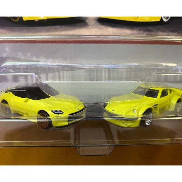 Hot Wheels Premium 2-Pack Nissan Z Proto/Nissan Fairlady