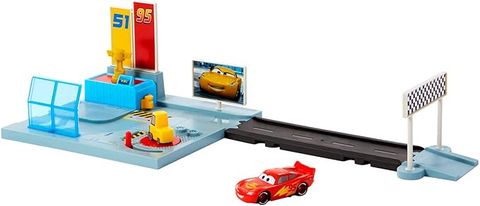  Bộ đường trượt HGV69 Disney Pixar Cars Rusteze Training Center Playset 