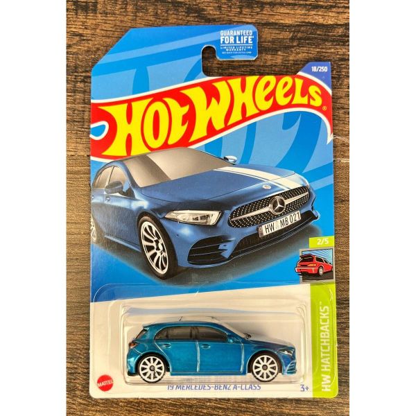 Đồ chơi HHD79 Hot Wheels Basic Car Mercedes Benz A-Class