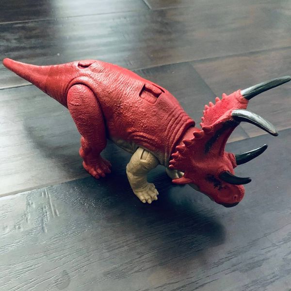 HLP16 Mô Hình Khủng Long DIABLOCERATOPS có âm thanh JURASSIC WORLD cho trẻ 4+